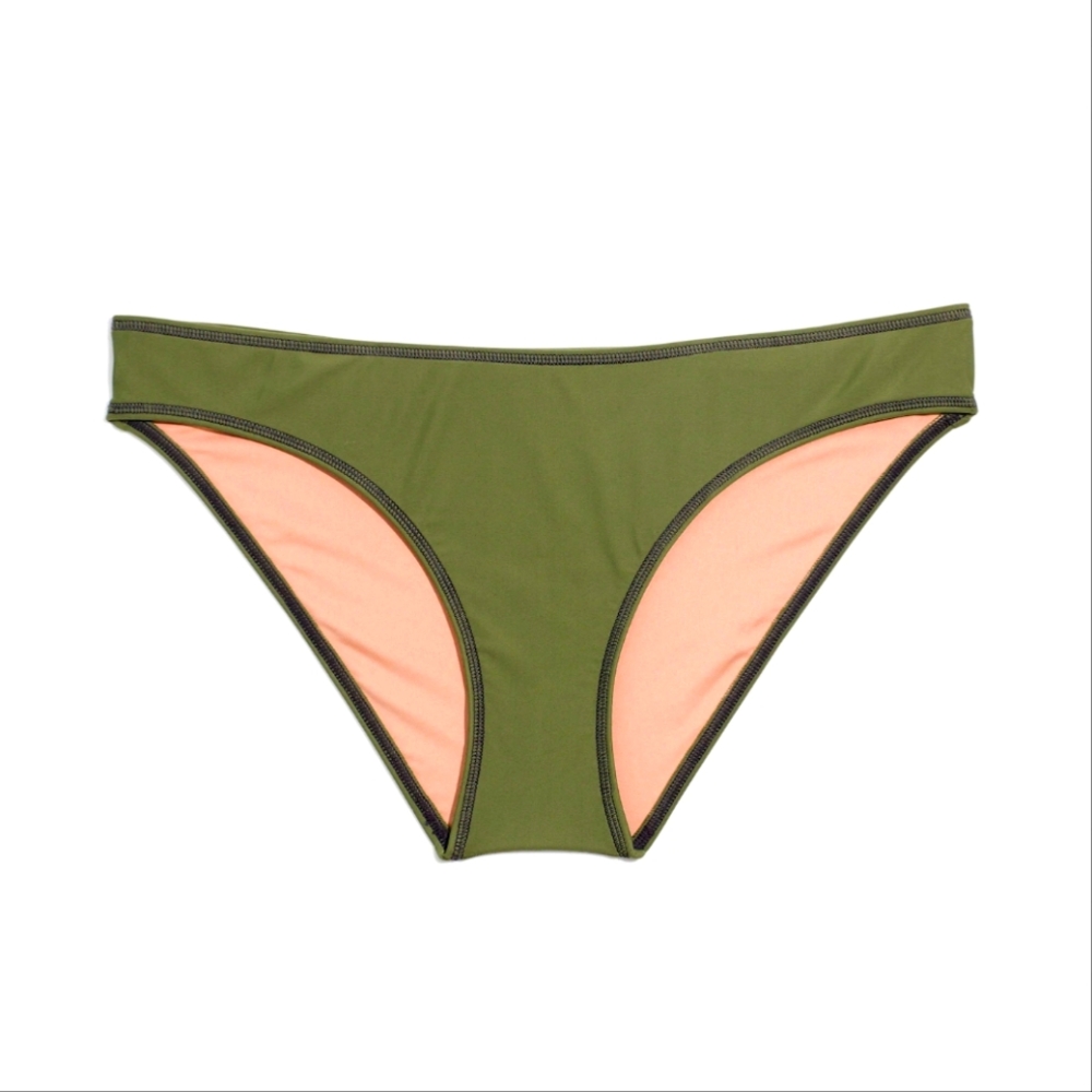 Madewell Second Wave Classic Bikini Bottom: Contrast-Stitched Edition
